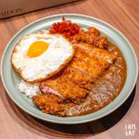 คาเฟ่สไตล์โฮมมี่ย่านสุขุมวิท ฟีลมินิมอล