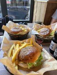 스위스의 대표 수제버거 맛집🍔