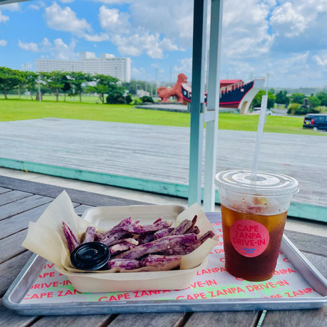 沖縄】残波岬の近くのcafe、紫芋スティックが絶品🍠💜 | Trip.com 読谷村