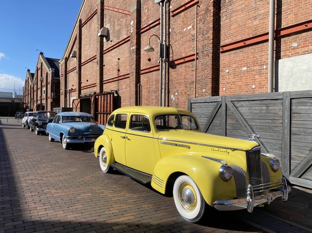 大阪市港区。世界中から集めた希少なヴィンテージ車と巡り会える『GLION MUSEUM（ジーライオンミュージアム）』