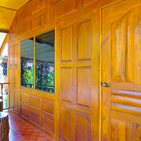 ภูเรือ เรือนไม้ รีสอร์ท ที่พักบรรยากาศดี วิวทุ่งนา
