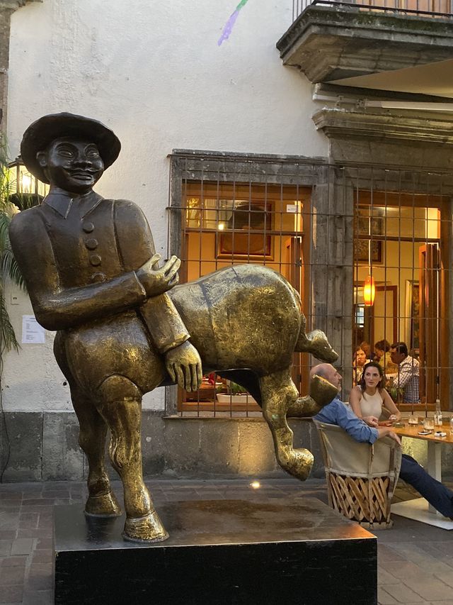 Tlaquepaque- Colorful Town in Guadalajara 