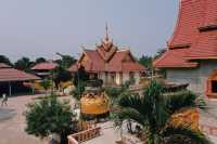 Laos, the lost paradise of Southeast Asia, has beautiful scenery everywhere in the Golden Triangle.