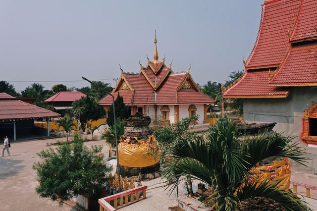 Laos, the lost paradise of Southeast Asia, has beautiful scenery everywhere in the Golden Triangle.
