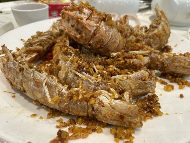 屯門三聖食海鮮，流連忘返
