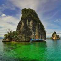 KABUI BAY - RAJA AMPAT