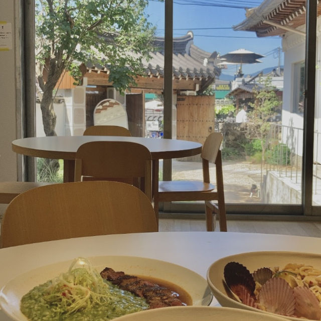 황리단길 감성 가득한 맛집, 경주 ‘모시’