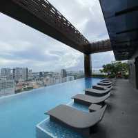 Clan Hotel - infinity pool