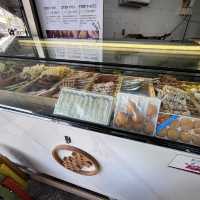 結合日式和台式的炸串烹調方法的串燒店