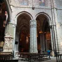 Avila เมืองกำแพงสวย
