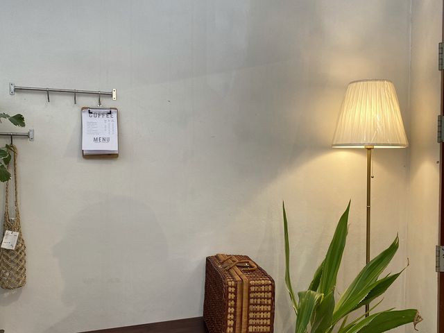 Cafe สไตล์อบอุ่นย่านเมืองเก่าอุทัยธานี