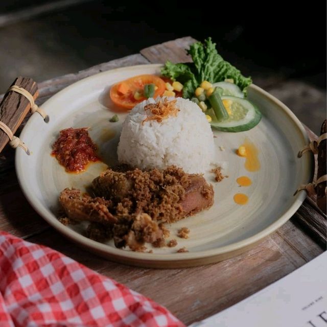 NARUNA SPACE CAFE SALATIGA