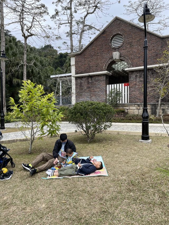 【 優雅英式後花園·野餐勝地 】 