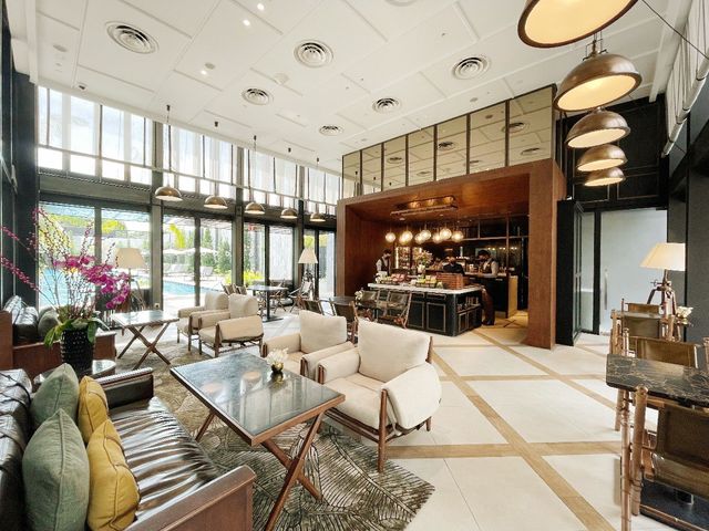 Executive lounge for all guests