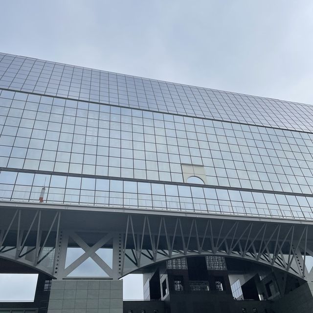 京都駅すぐ京都タワーから京都観光