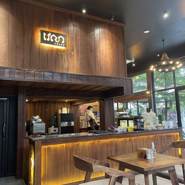 柬埔寨🇰🇭｜西港特色設計咖啡☕️廳