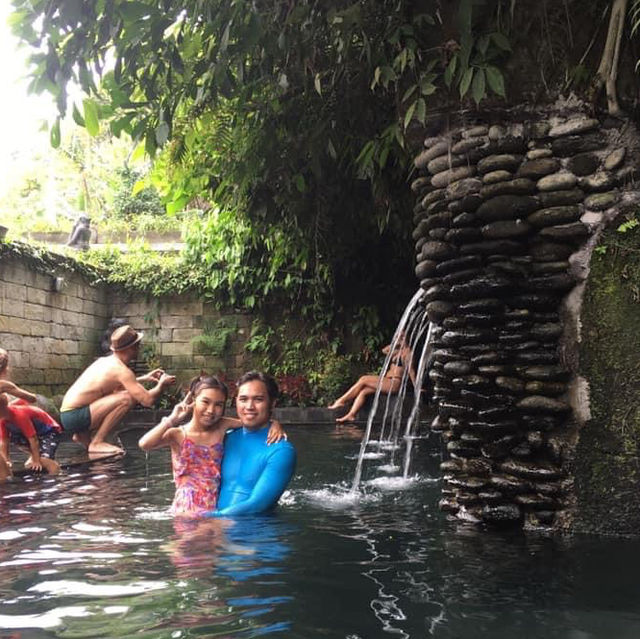 Tegenungan Waterfall 