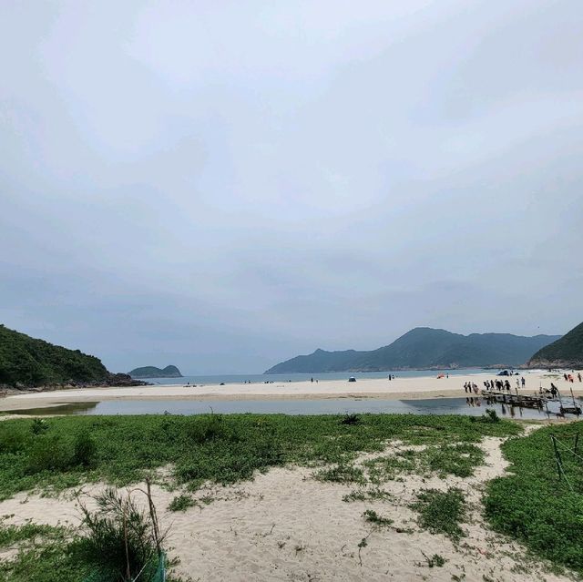 香港最美海岸景點之一，鹹田灣😍