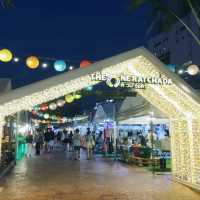 เดินชิลที่ ตลาด The One รัชดา(ตลาดรถไฟ)