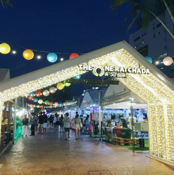เดินชิลที่ ตลาด The One รัชดา(ตลาดรถไฟ)