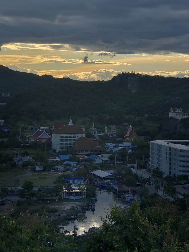 泰國華欣筷子山