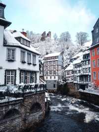 One of Germany's most beautiful town | Monschau's winter wonderland ||