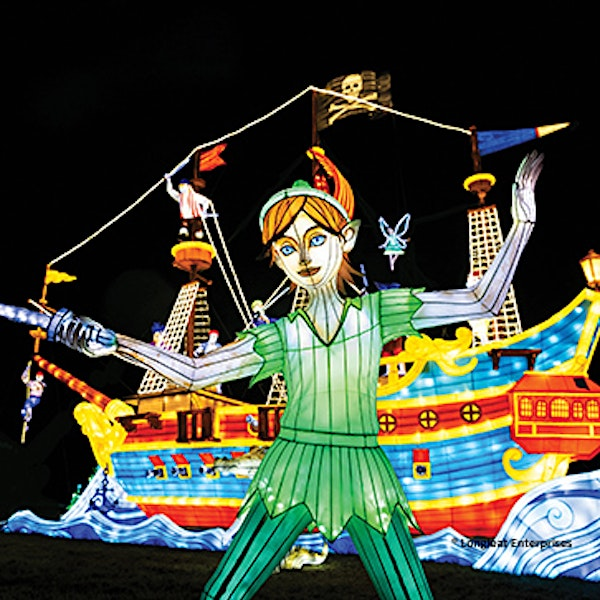 Longleat Festival of Light & Xmas Markets Coach Holiday from Sittingbourne | 3 Central Ave