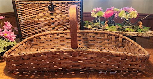 Garden Gathering Basket | Dragonfly Winery
