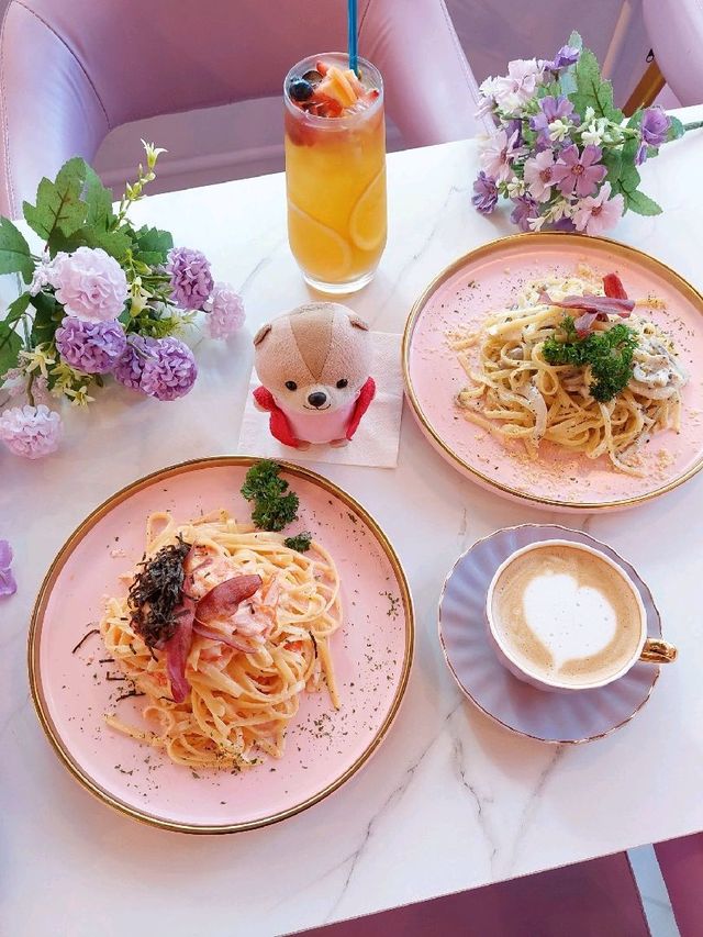 太子 | Purple Cafe | 打卡紫色花花咖啡店☕