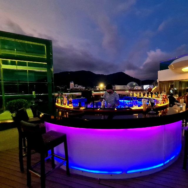 KEE SKY LOUNGE 