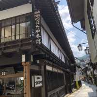 【渋温泉①】「九湯巡り」が有名な温泉街。