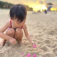 sunset at Sentosa Siloso beach singapore 