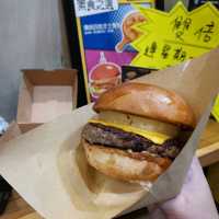 商貿區別有風味漢堡店🍔