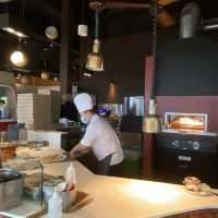 Trapizza : Outside Dining with Beach View
