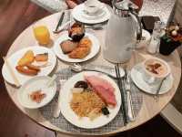 Breakfast buffet at Four Seasons Hotel SG