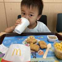 《全港首間設有室內兒童樂園區的Baby Shark主題麥當勞餐廳》