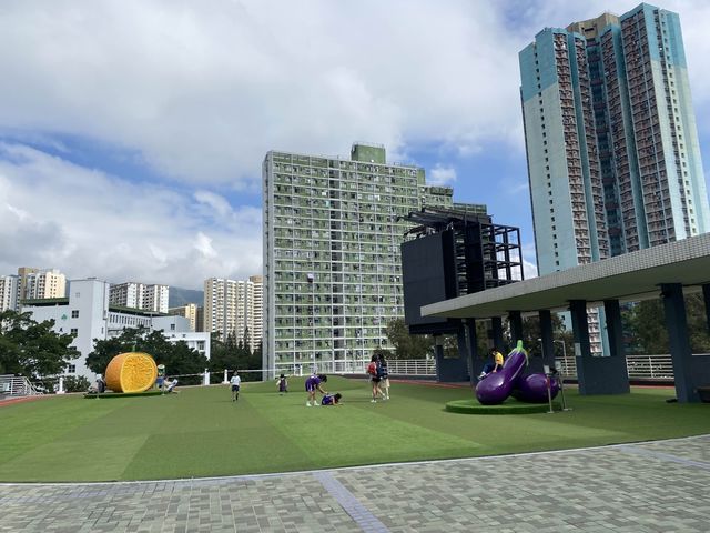 樂富廣場大型蔬果裝置