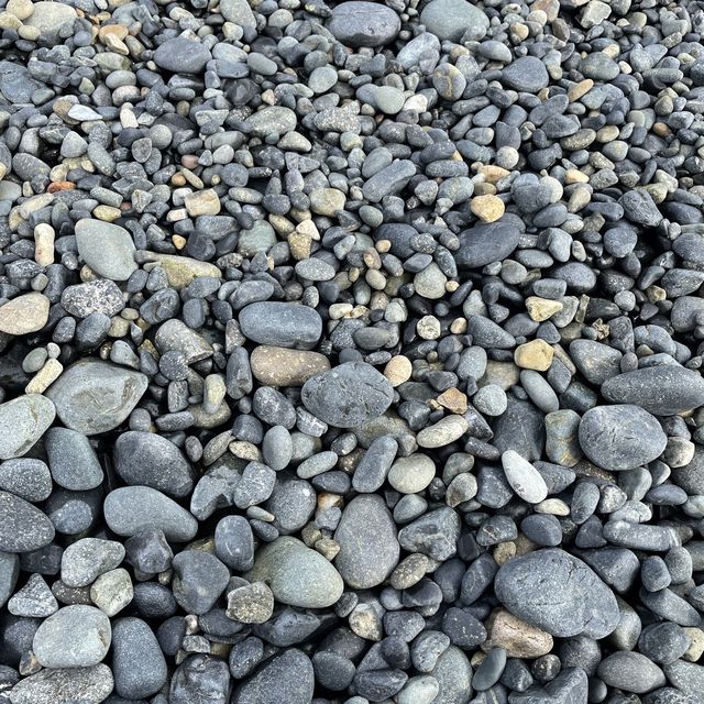 특별한 소리를 들을 수 있는, 흑진주몽돌해변🌊