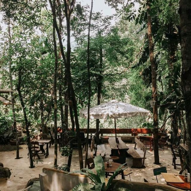 LAE PA CAFE 