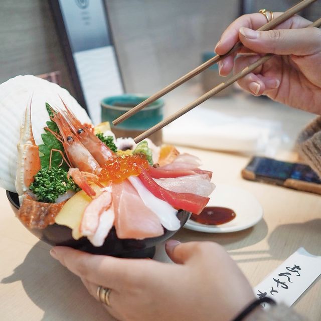 金沢＊山さん寿司で海鮮丼ランチ