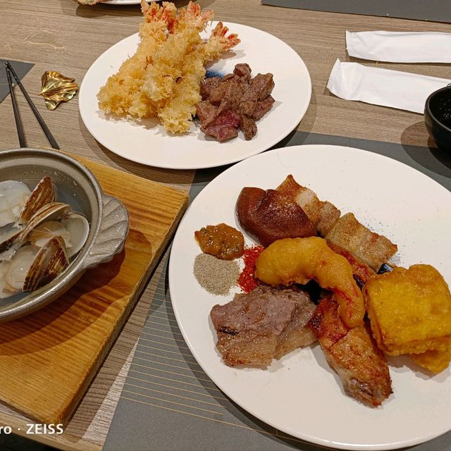 【台北吃到飽】旭集下午茶，麵包蟹自由！
