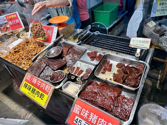 鯉魚門一日遊 海鮮🦞茶粿🍵壁畫村🖼️芒草🪨石礦場