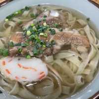 おもろまちの沖縄そば『ゆうなみ』