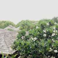 บุหงาธานี...ที่พักหรูริมทะเล ไร่เลย์ กระบี่