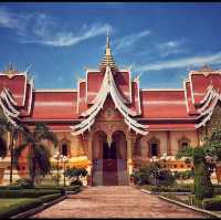 Wat Pha That Luang 