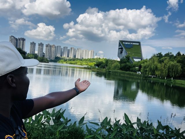 State of the art architecture at Yueshan park