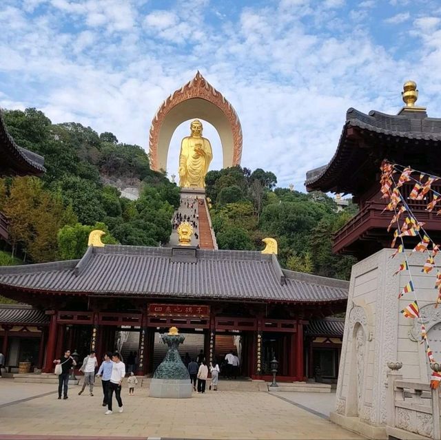 World's tallest Buddha Statue! 