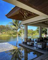 I was fooled by the Banyan Tree Phuket, a thirty-year-old hotel that still manages to surprise me like this?