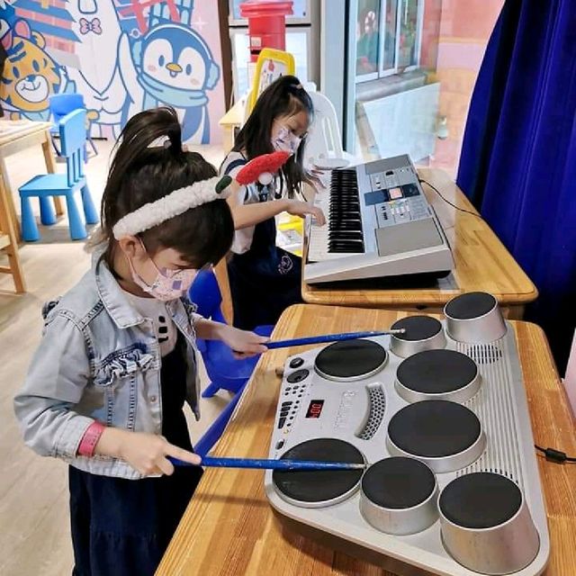 超好玩放電一流室內遊樂場