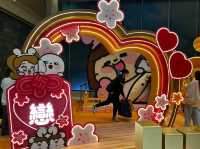 超可愛既PLASTIC THING走入The One同大家慶新年啦!